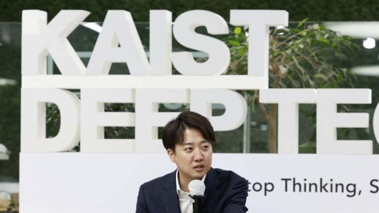 이준석 “李대통령, 속기록 멋대로 조작한 강유정 대변인 해임해야”