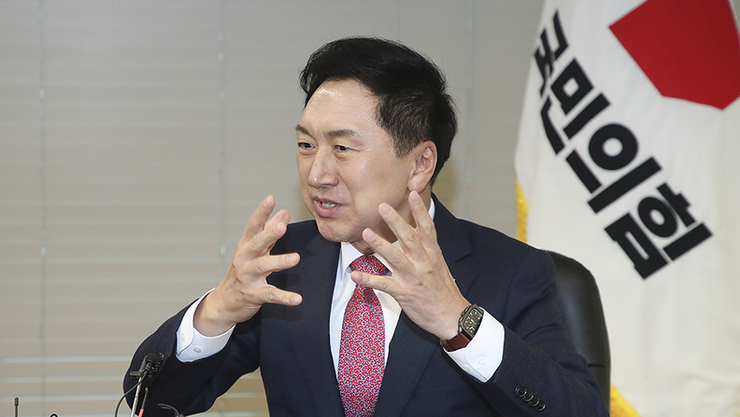 김건희특검, ‘로저비비에 선물’ 의혹 김기현 의원 자택 압수수색