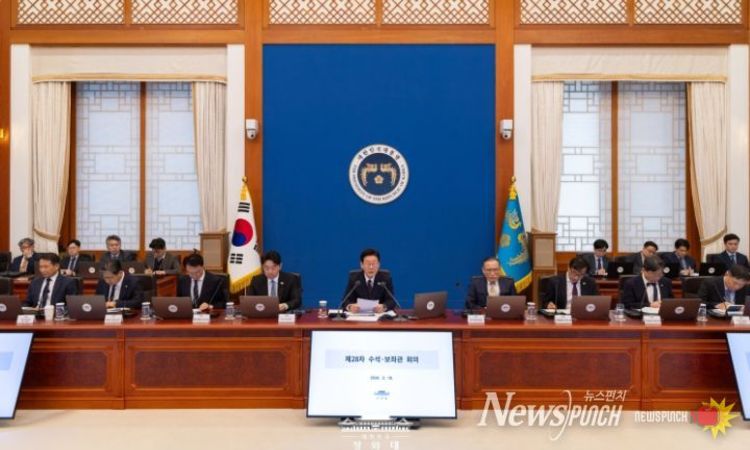 이 대통령 "한 방울의 석유라도 더 확보…안정적인 공급선 개척 노력"