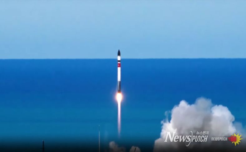 초소형군집위성 1호