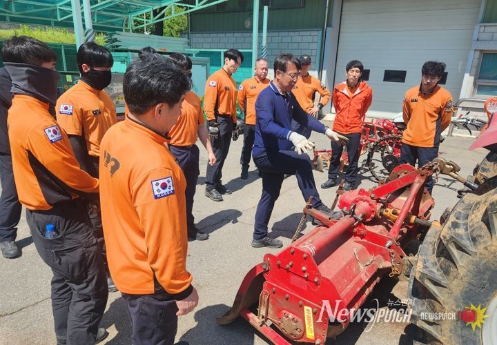 강화군 농기계은행, 소방공무원 대상 농업기계 교육 추진