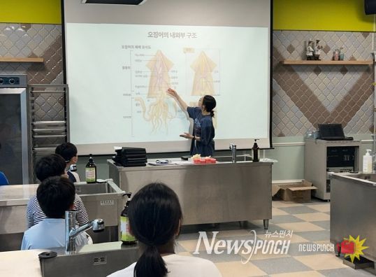 울주 중부청소년수련관 유니스트와 함께하는 생명과학 실험실 프로그램 운영