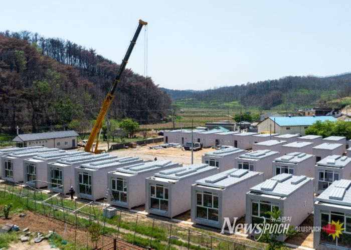 영덕읍 매정리 임시주거시설 현장.