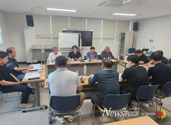 진안군, 벼 병해충 공동방제 약제 선정 회의 개최