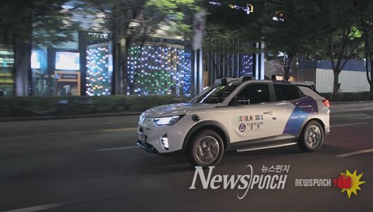 강남 심야 자율주행택시 차량