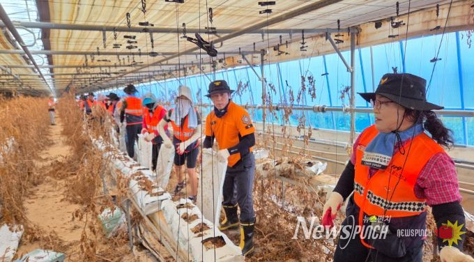 나주소방서, 의용소방대 집중호우 피해농가 도움의 손길 보태