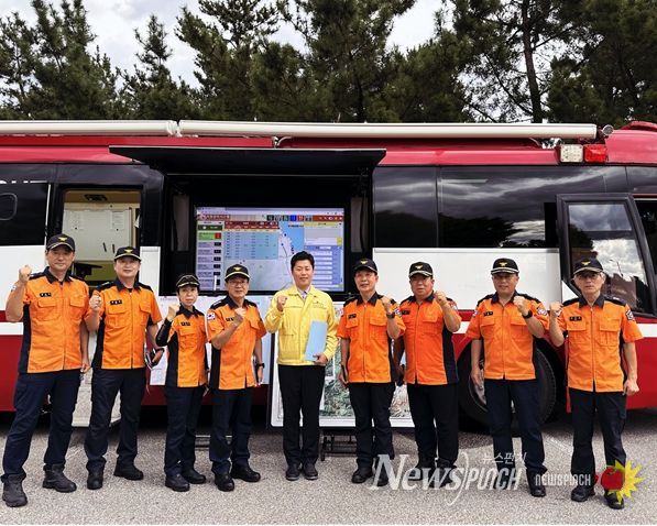 파견 소방관 격려