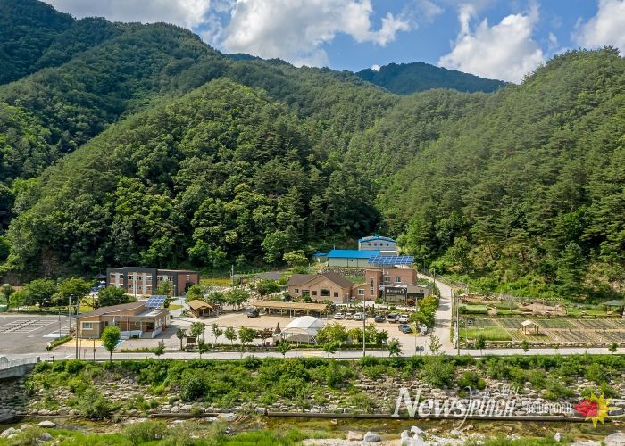 하추리 산촌마을 전경