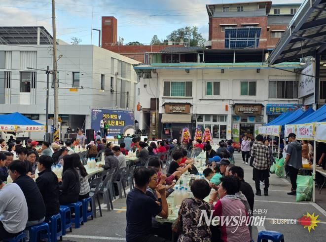 예천군 2025 동행축제 “예천읍 상설시장 페스타”원도심 상생의 장으로 거듭나다