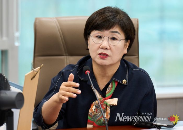 경기도의회 황진희 의원, 미래형 온라인학교 모델 정립 위한 연구 착수보고회 열어