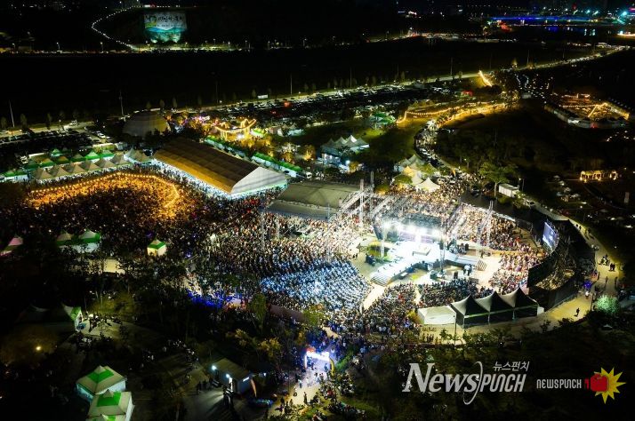 ‘2025 나주영산강축제’에 총 52만여 명에 달하는 방문객이 다녀갔다.