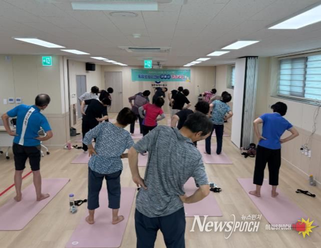 통합건강2센터, 어르신 건강교실 마무리