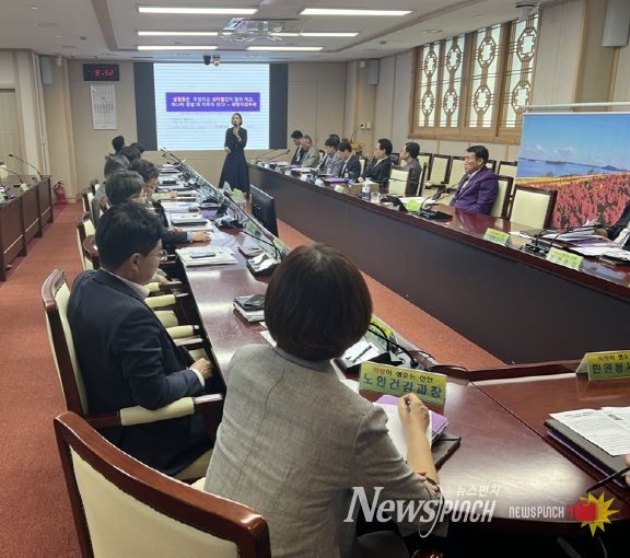 신안군, 5급 이상 고위 공직자 대상 4대 폭력 예방 교육 실시