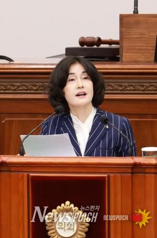 창원시의회 한은정 의원, 동대구~창원~가덕도신공항 고속철도 촉구