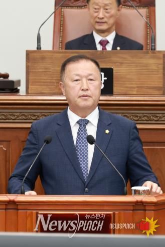 창원시의회 백승규 의원“농업기술센터 통합청사 연결통로 필요”