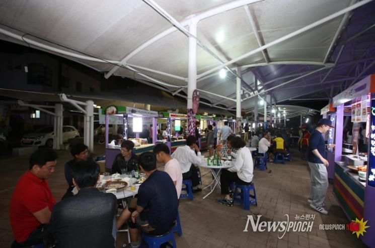 무주반딧불시장, “야시장 보러 오세요!”