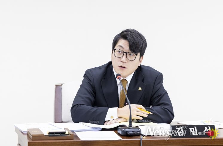 상임위 사진