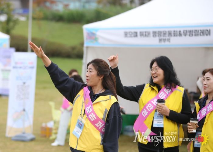 청주시학교운영위원회위원장협의회, ‘엄마·아빠 보안관’으로 몸활동 꿈·끼페스티벌 성공에 힘 보태