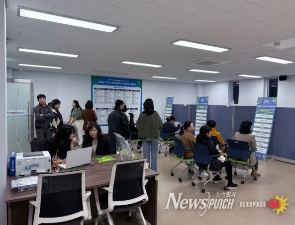 현장·비대면 매칭 병행으로 군민 취업 기회 확대