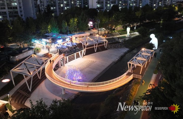 서울시, 수변활력거점 14호 '당현천 당현마루' 개장