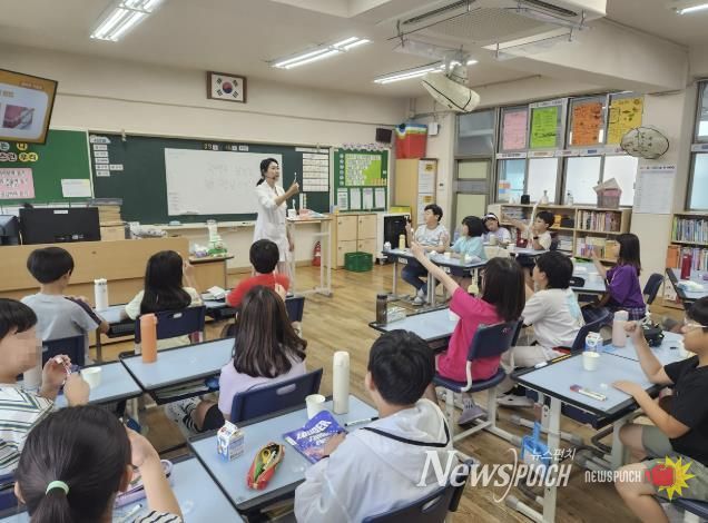 관악구 초중고 학생 대상 구강보건교육 진행 현장