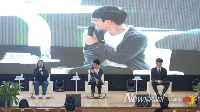 경상국립대학교(GNU) 창업중심대학사업단은 10월 30일 경상국립대학교 칠암캠퍼스 16동 대강당에서 ‘GNU창업콘서트’를 개최했다