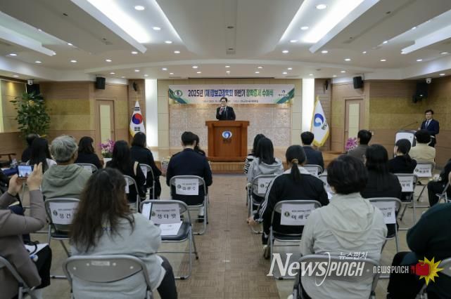 완도군 (재)장보고장학회, 2025 하반기 장학 증서 수여식 개최
