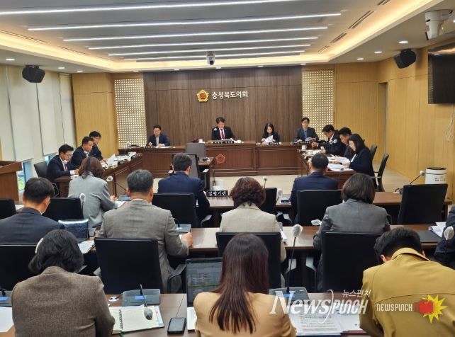 행정문화위, 행감 대비 자치연수원 이전 부지·청풍교 점검