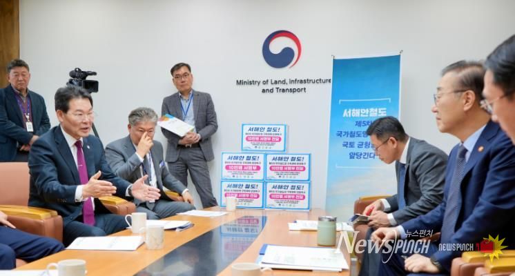 권익현 부안군수, 서해안철도‧현안사업 국토교통부 건의