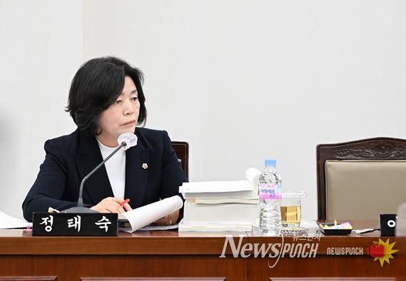 정태숙 의원, 행정사무감사에서 특수학급 과밀 ‧100명 이하 소규모 학교 실태 지적