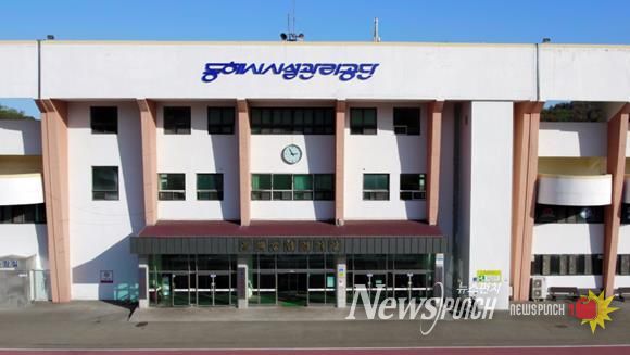 동해시시설관리공단‘독서경영 우수직장’재인증 획득!