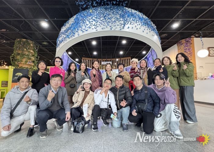 베트남 방문단 단체 기념사진