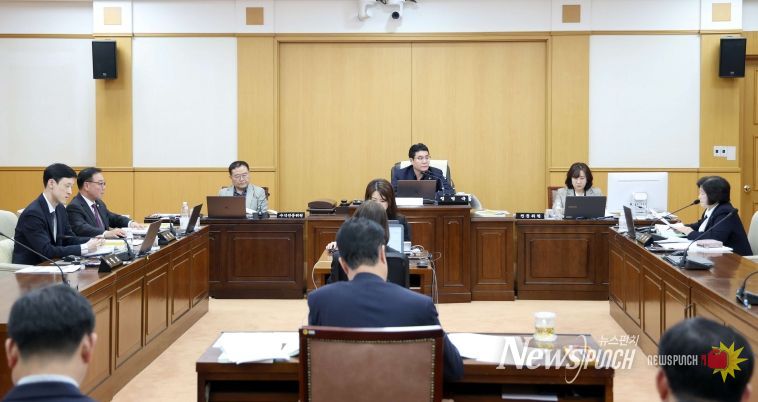 행정자치위원회, 제291회 제2차 정례회 행정사무감사 실시