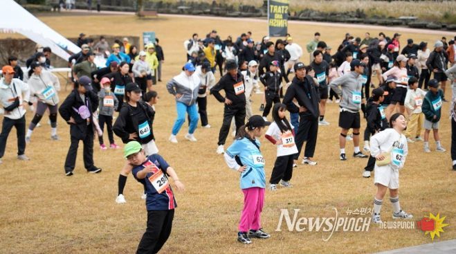 “제주 신화 속을 달린다”돌문화공원 러닝 행사 인기