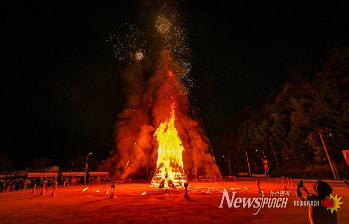 정선 민둥산은빛억새축제, 45일간 가을 향연 성황리에 마무리