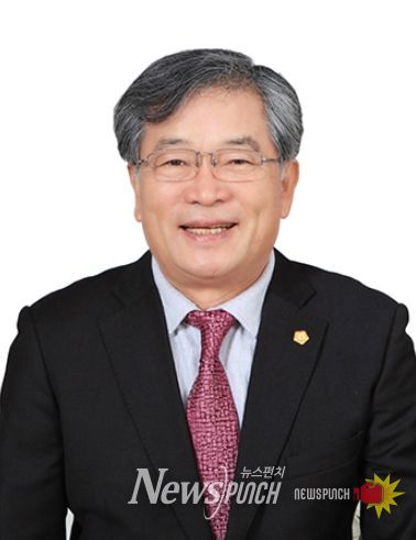 이재갑 의원(와룡·길안·임동·예안·도산·녹전)