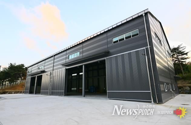 폐기물 전문 선별시설(선별기기 들어설 별동 전경)