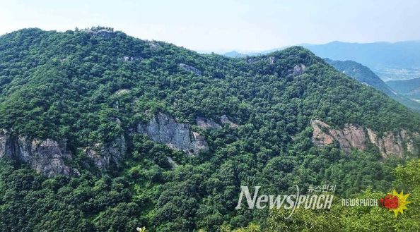 오봉산 산림과 암상 경관