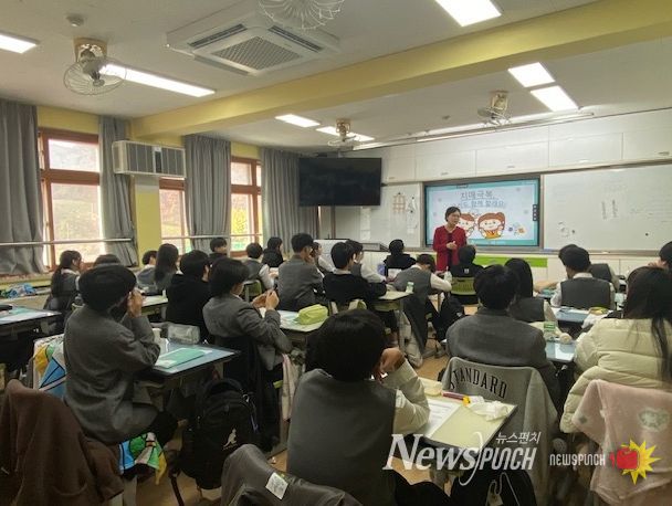승영중 학생 대상 ‘뇌건강·치매 인식 개선 교육’