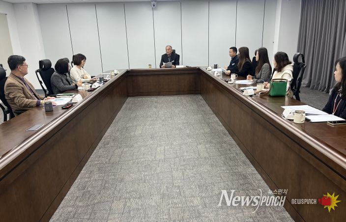 경북교육청, ‘2025년 학생건강증진위원회’ 개최(성장기 건강관리?감염병 대응?생활환경 안전까지 학생 건강 정책 전반 논의)