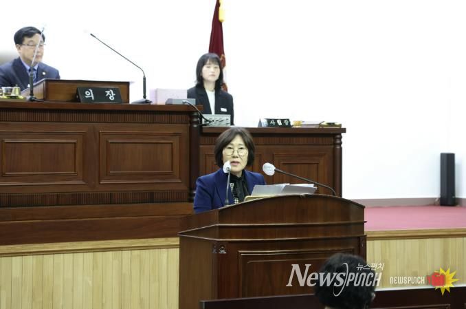 제284회 군포시의회 임시회 제2차 본회의 신상발언 사진