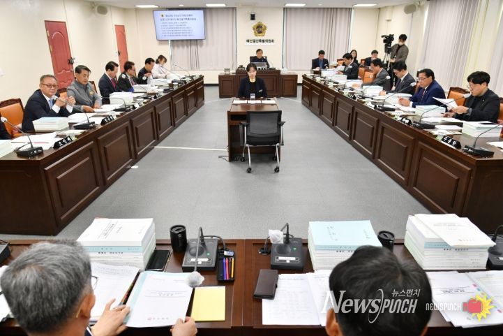 경남도의회 도청 소관 예결특위, 제3회 추경예산안 의결