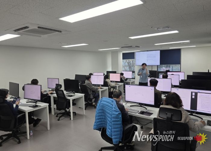주민참여위원 대상‘생성형 인공지능(AI)를 올바르게 활용하기’교육