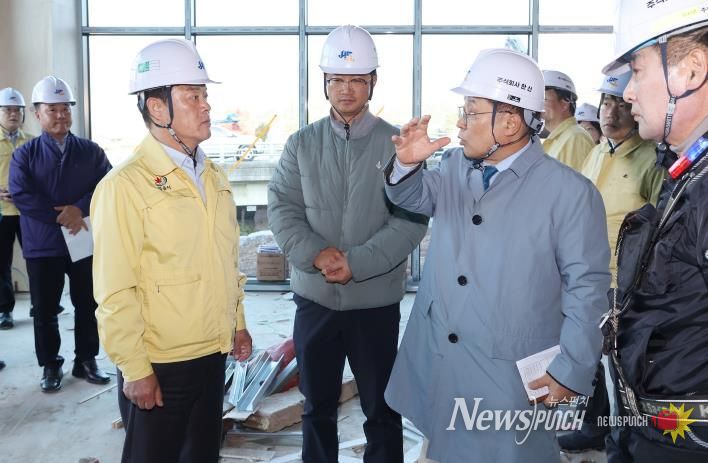 현장에 답 있다...이학수 정읍시장, 미생물 인프라·제설 대비 태세 집중 점검