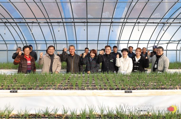 진안군, 채소 재배시설 신기술 보급 사업장 찾아 현장중심 소통행정 펼쳐