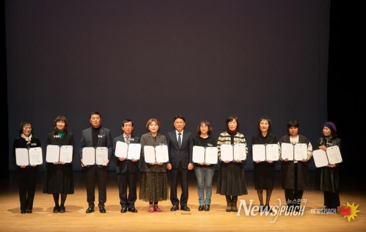 제20회 자원봉사자의 날 기념, ‘2025 군산시자원봉사자대회’ 성황리 마쳐