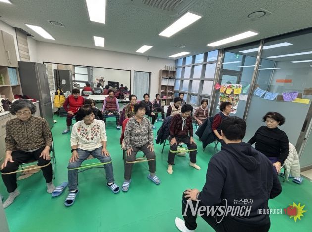 걷기동아리 대상 근력운동교실