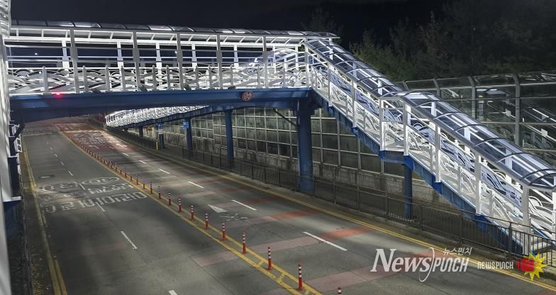 오산시, 가수초 보도육교·매홀중 통학로 캐노피 설치 완료…학생 안전·보행 환경 크게 개선