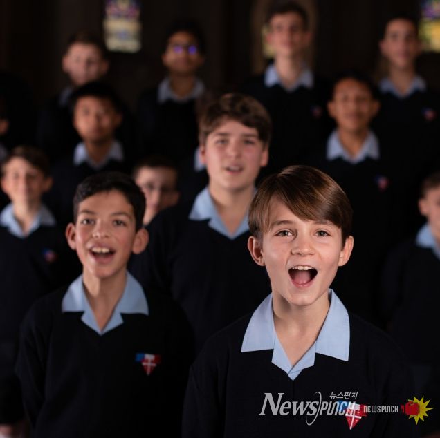 ‘파리나무십자가소년합창단 특별공연’