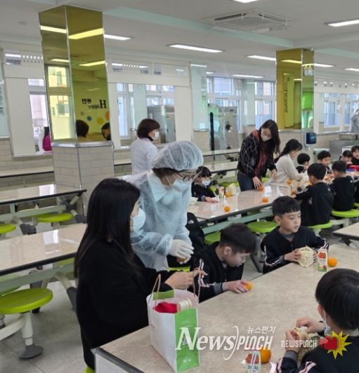 경주교육지원청, 교육공무직원 총파업 대응 학교 현장 방문